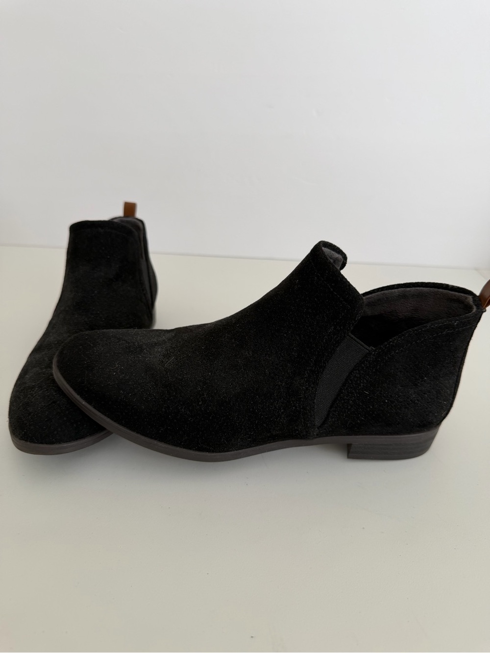 Dr. Scholl's Women’s Be Energized Black Suede Ankle Boots